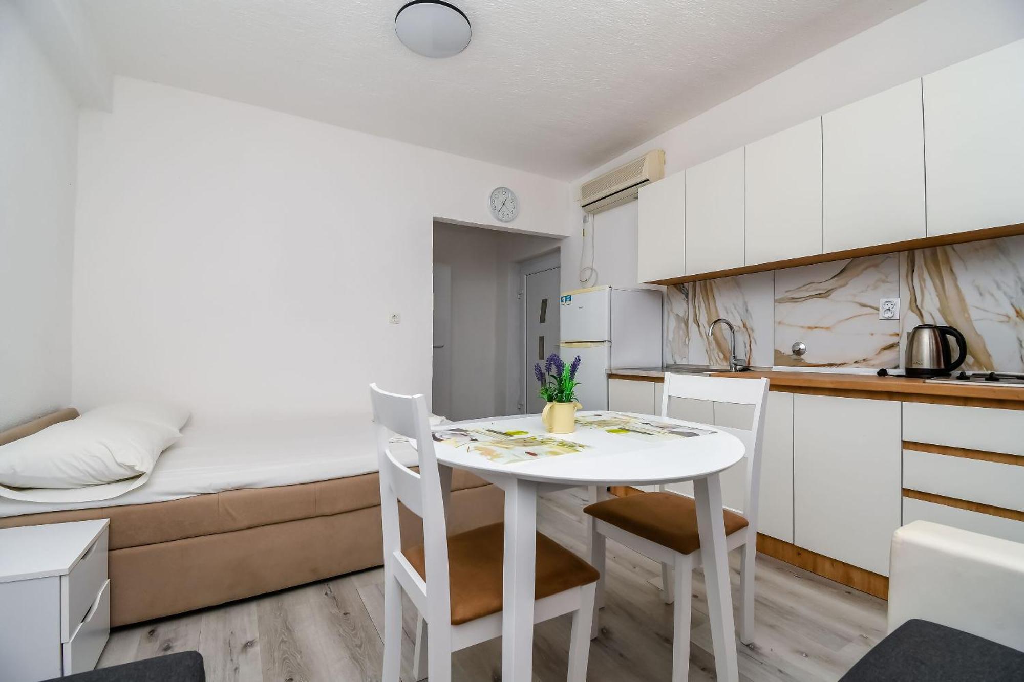Apartments Martina 玛里纳 外观 照片